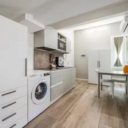 Piazza Roma Loft Apartment Modena