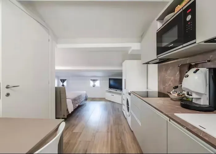 Apartment Piazza Roma Loft Modena